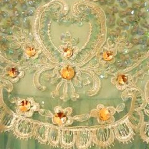 Beautiful Green Dress for sale! - Picture 1 of 6